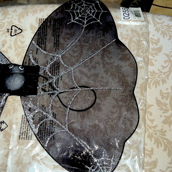 New Black Bat wings - Picture 3 of 8